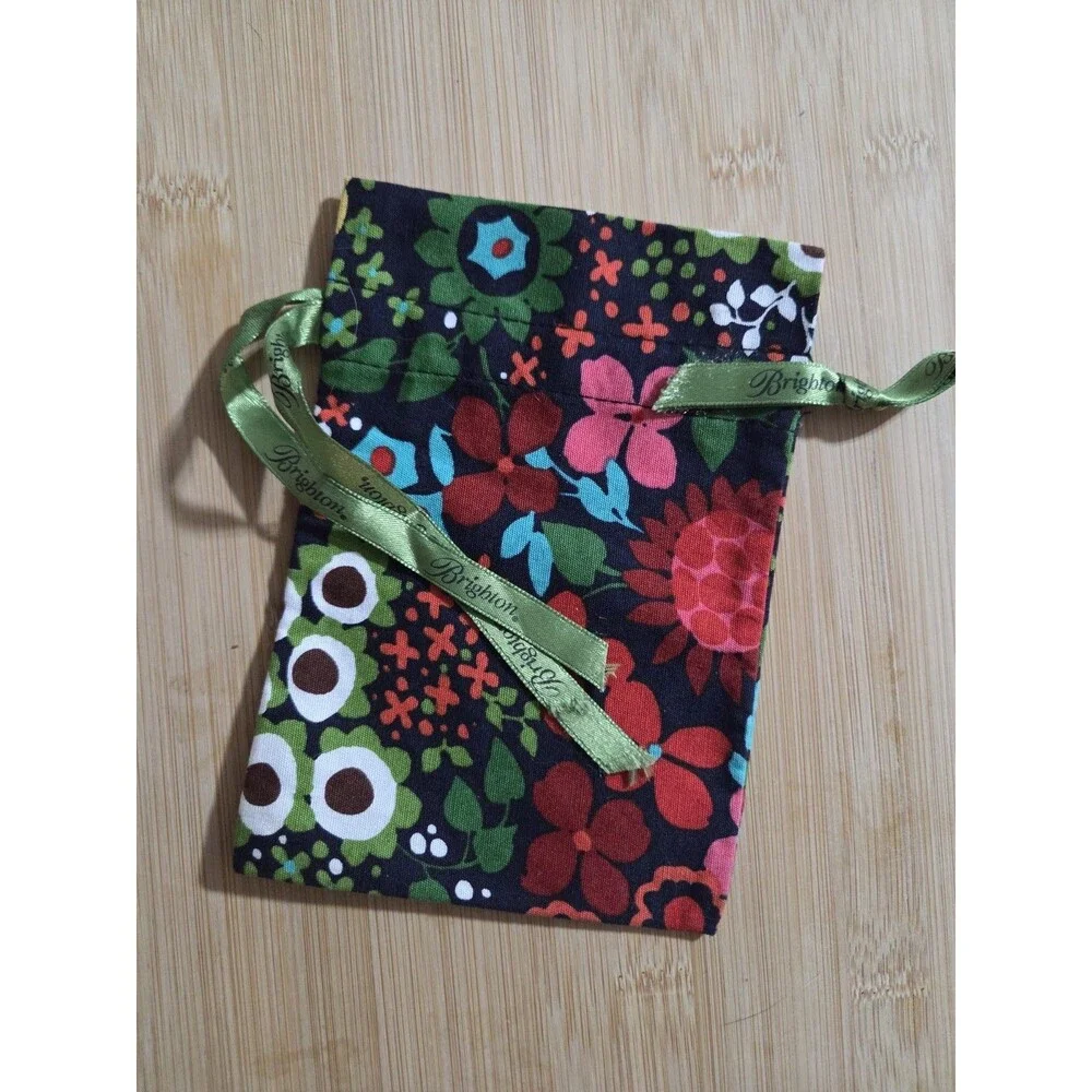 Brighton Drawstring Fabric‎ Jewelry Pouch  Gift Bag Hearts 4 Bags + 2 Heart Tin